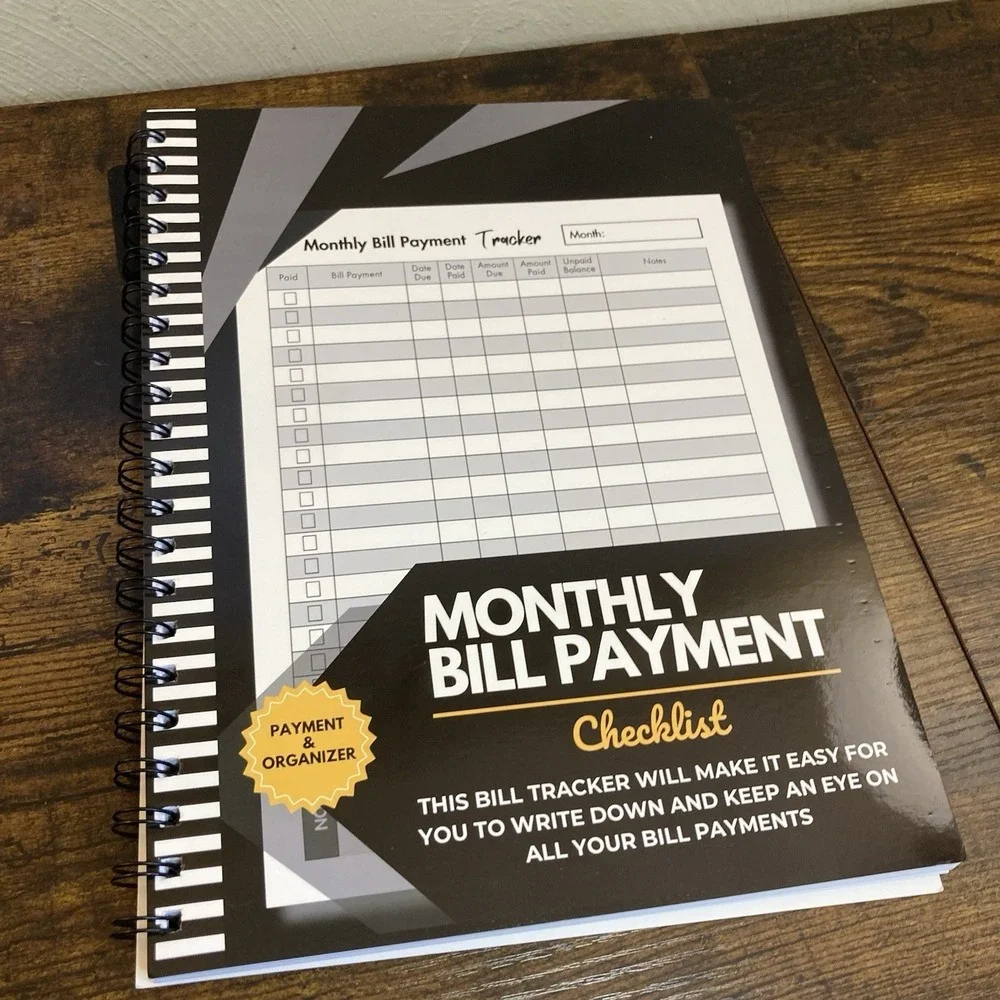 Bill Tracker Notebook: Monthly Bill Payment Checklist - 8.5